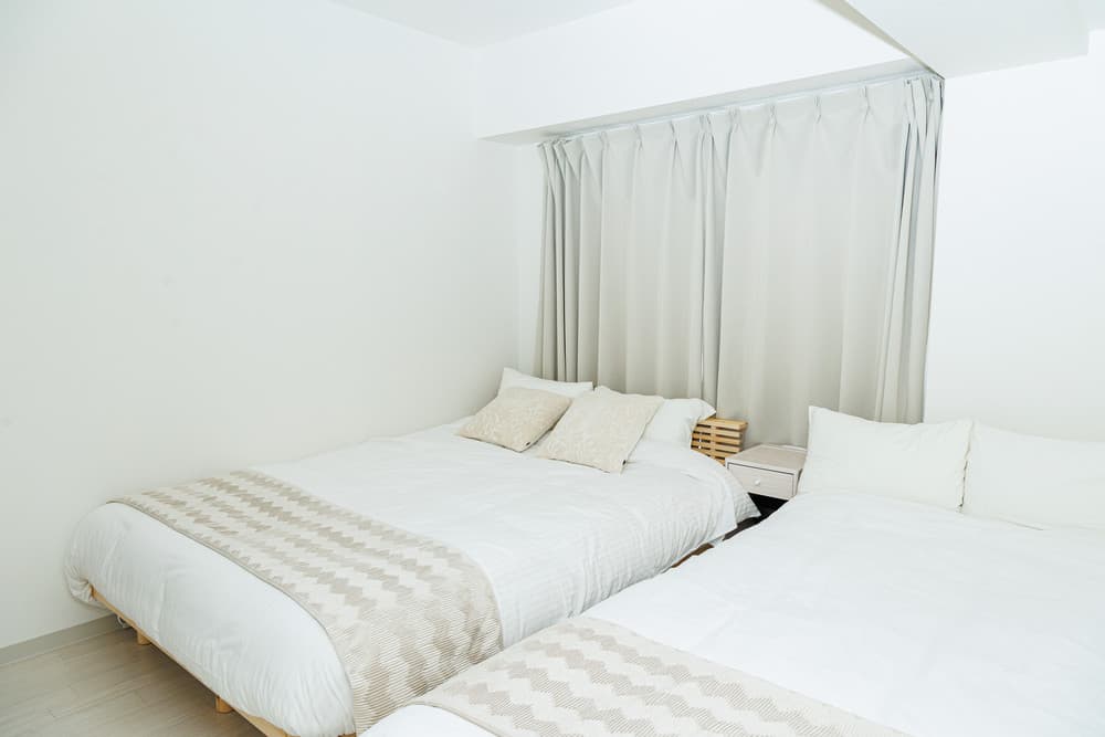 1001 TERRACE ROOM 5